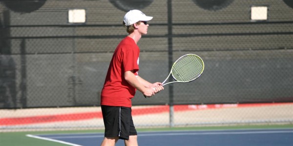 Tennis team goes to district finals