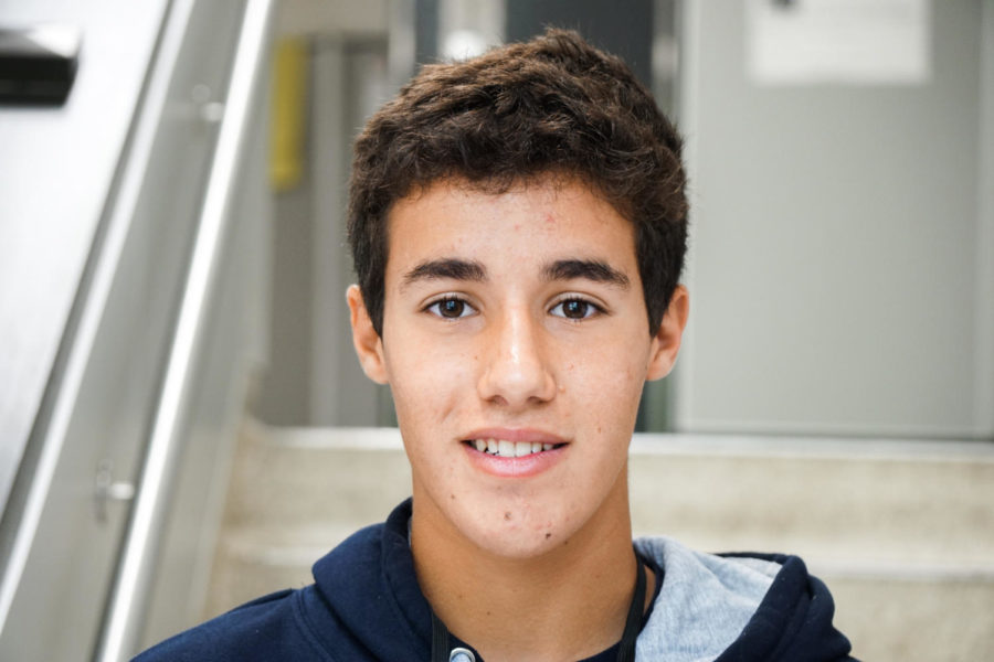 Javier Buendia, 11